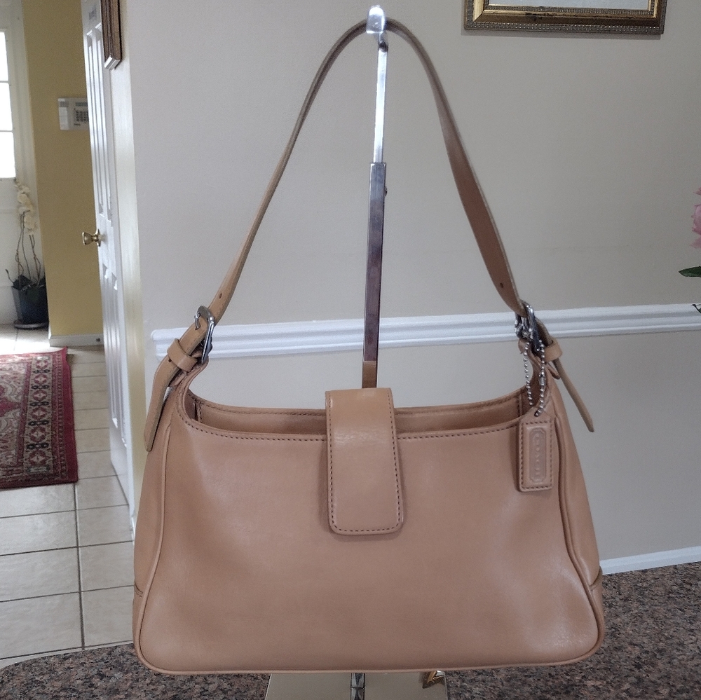 NWT Coach  Hampton Tan Shoulder Bag - Picture 8 of 17